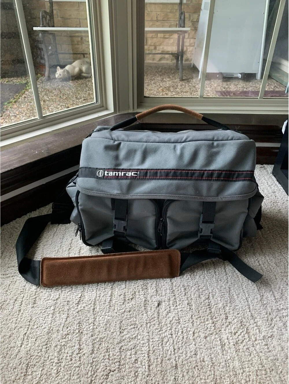 Vintage Tamrac Gray Camera Bag Messenger Style Adjust Strap Padded  Film Pocket